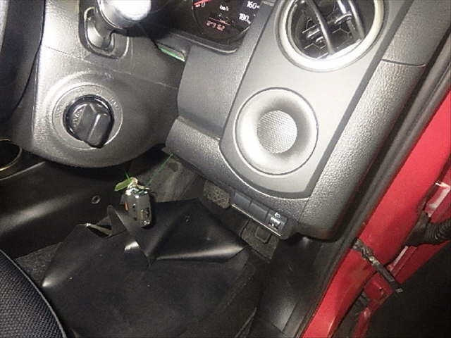 MAZDA VERISA 2012