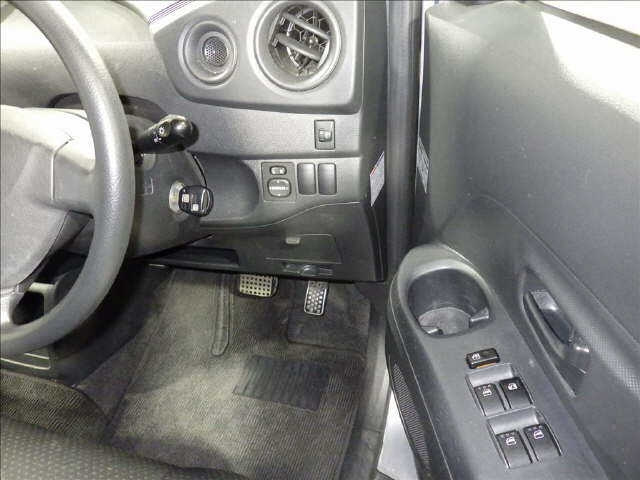 TOYOTA BB 2008