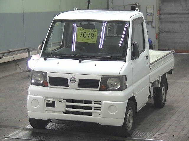 NISSAN CLIPPER TRUCK 2009