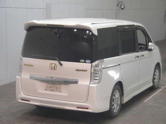 HONDA STEP WAGON 2012