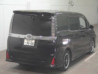 TOYOTA VOXY 2014