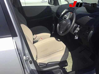 TOYOTA RACTIS 2009