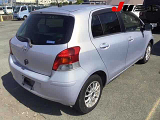 TOYOTA VITZ 2009