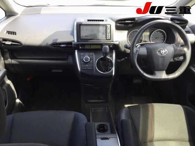 TOYOTA WISH 2009