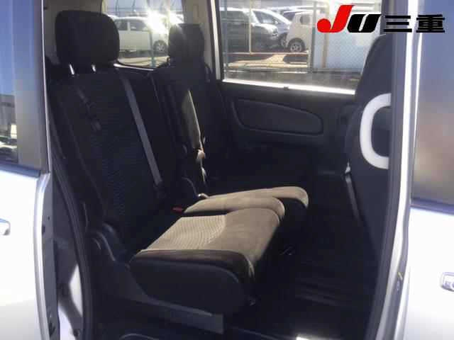 NISSAN SERENA 2012