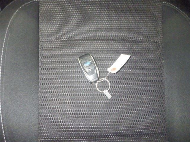 SUBARU LEGACY B4 2017