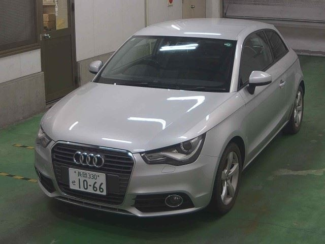 AUDI A1 2011