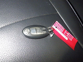 NISSAN SERENA 2012