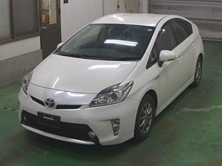 TOYOTA PRIUS 2015