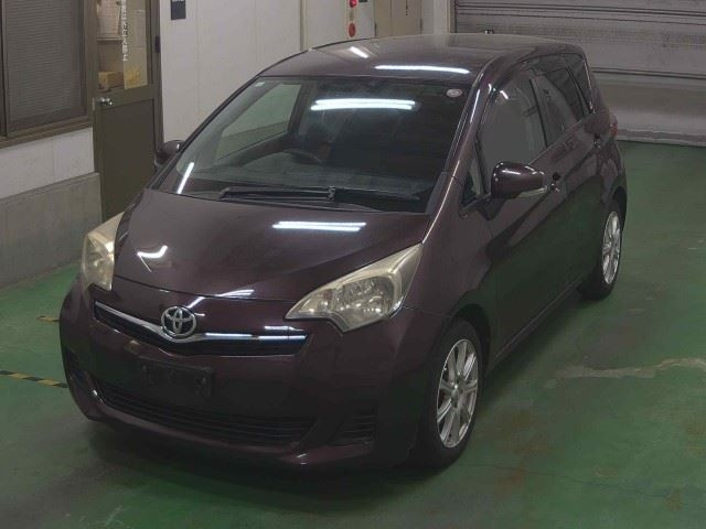 TOYOTA RACTIS 2010