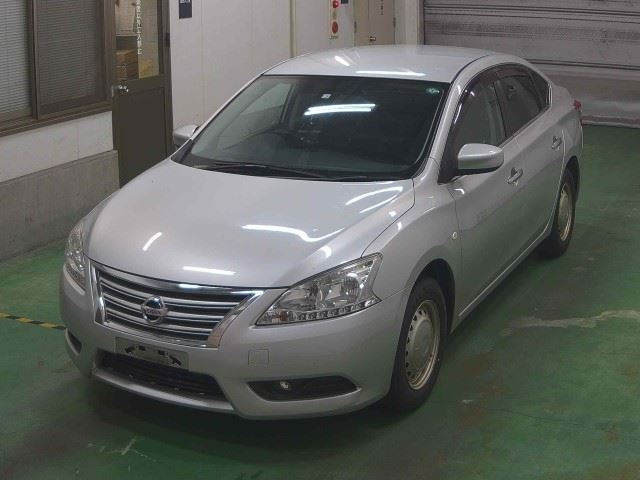 NISSAN SYLPHY 2020