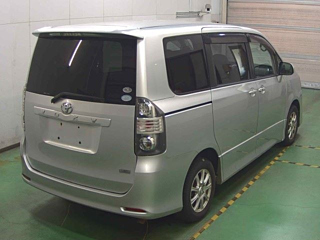 TOYOTA VOXY 2008