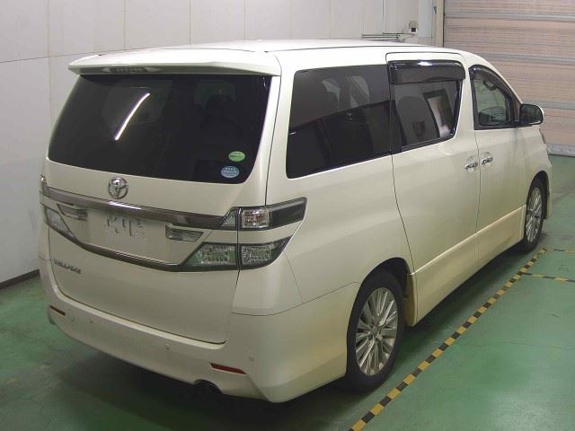 TOYOTA VELLFIRE 2012