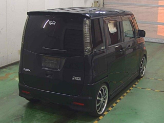 NISSAN ROOX 2012
