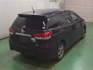 TOYOTA WISH 2010