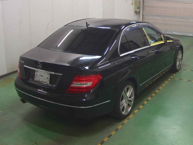 MERCEDES BENZ C CLASS 2011