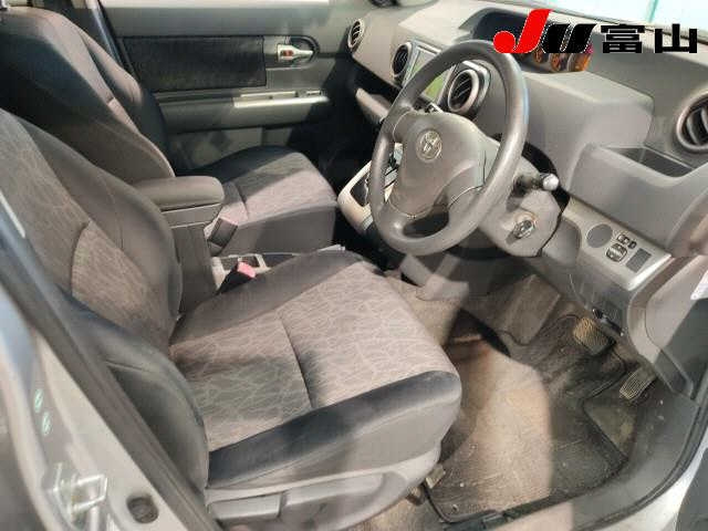 TOYOTA COROLLA RUMION 2010