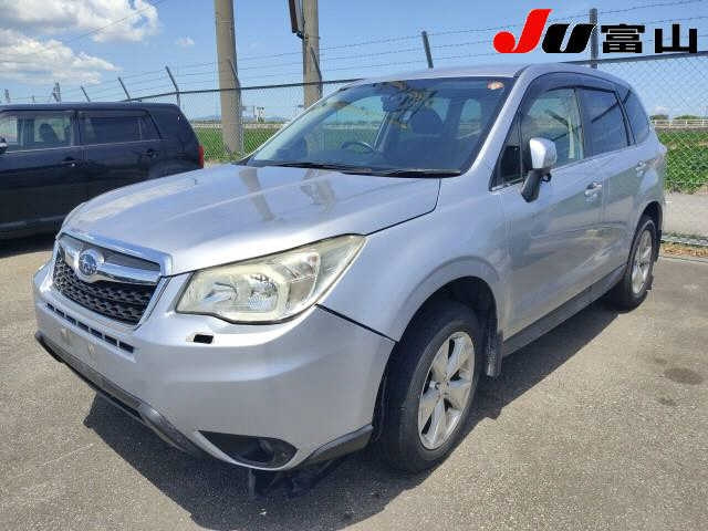 SUBARU FORESTER 2015