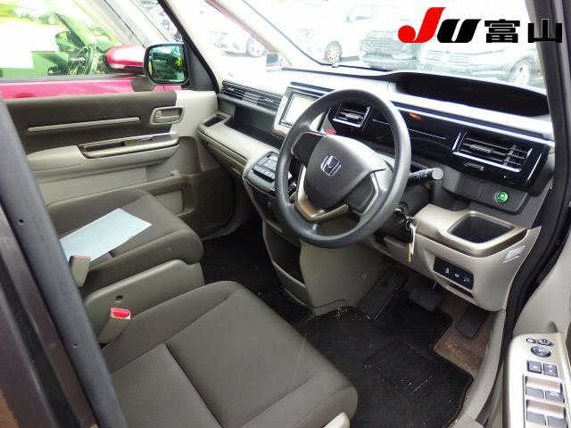 HONDA STEP WAGON 2019