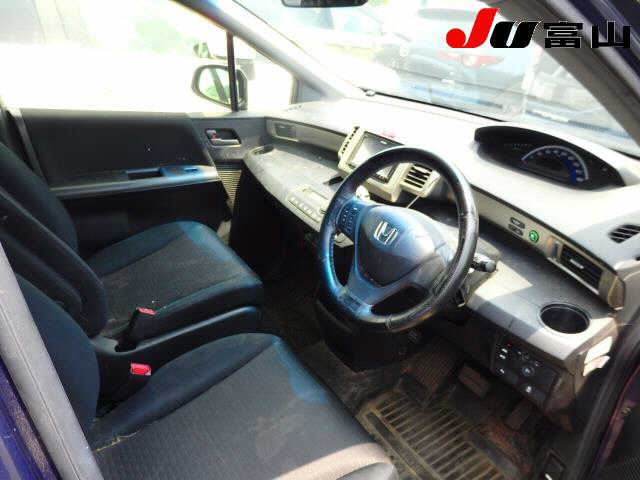 HONDA FREED 2014