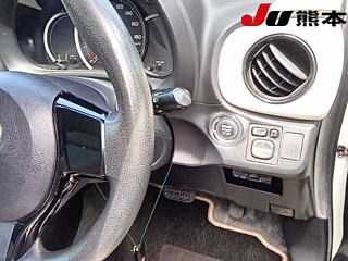 TOYOTA VITZ 2014