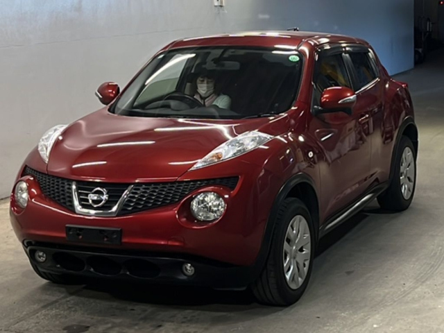 NISSAN JUKE 2013