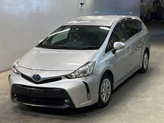 TOYOTA PRIUS ALPHA 2018