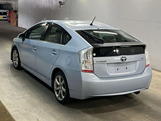 TOYOTA PRIUS 2010