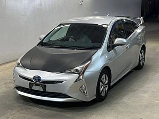 TOYOTA PRIUS 2017