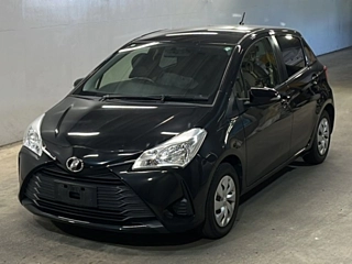 TOYOTA VITZ 2018