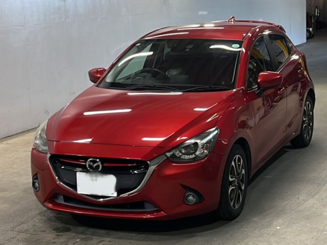 MAZDA DEMIO 2015
