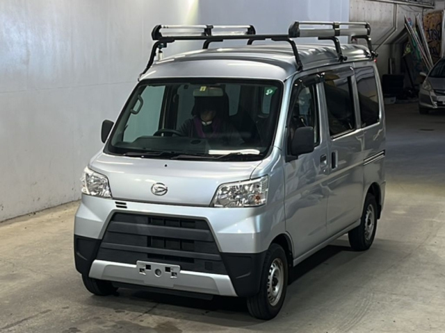DAIHATSU HIJET VAN 2021