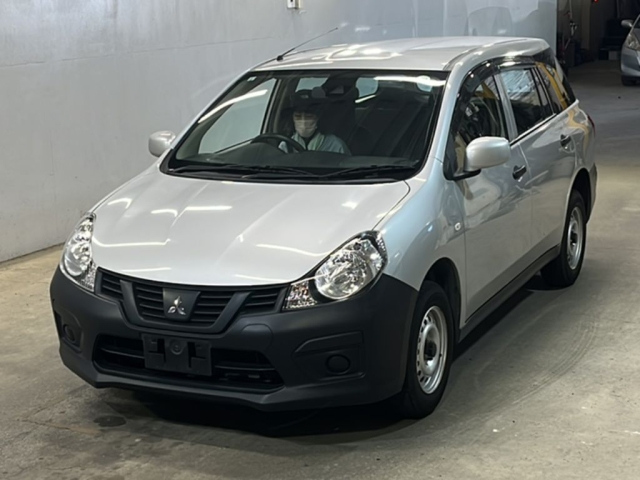 MITSUBISHI LANCER VAN 2018
