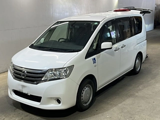NISSAN SERENA 2013