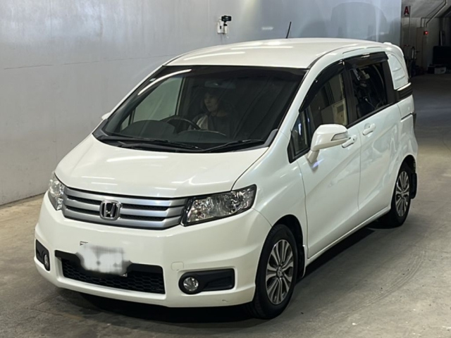 HONDA FREED 2012