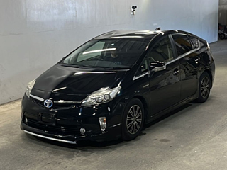 TOYOTA PRIUS 2012
