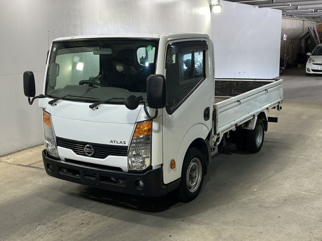 NISSAN ATLAS 2017
