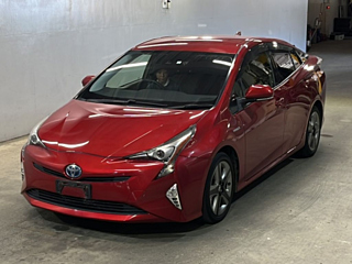 TOYOTA PRIUS 2016