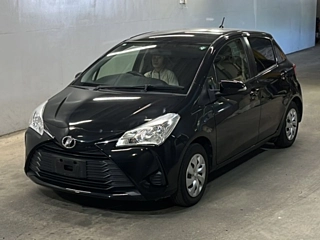 TOYOTA VITZ 2018