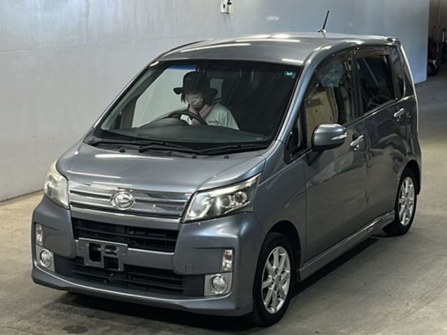 DAIHATSU MOVE 2013