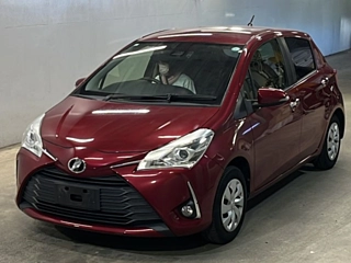 TOYOTA VITZ 2019