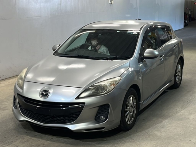 MAZDA AXELA 2012