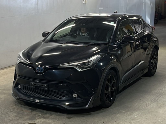 TOYOTA C-HR 2019