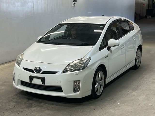 TOYOTA PRIUS 2011