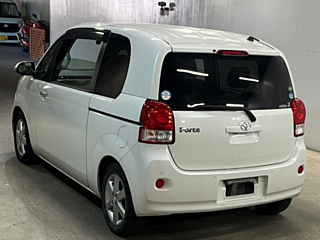 TOYOTA PORTE 2019
