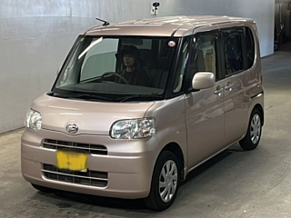 DAIHATSU TANTO 2012
