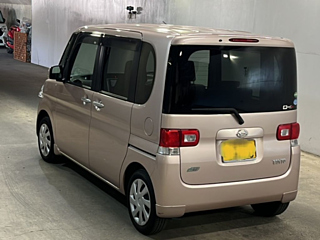 DAIHATSU TANTO 2012