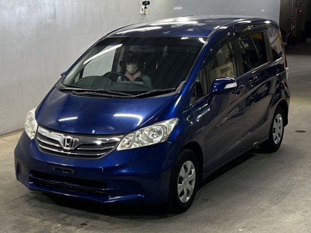 HONDA FREED 2012