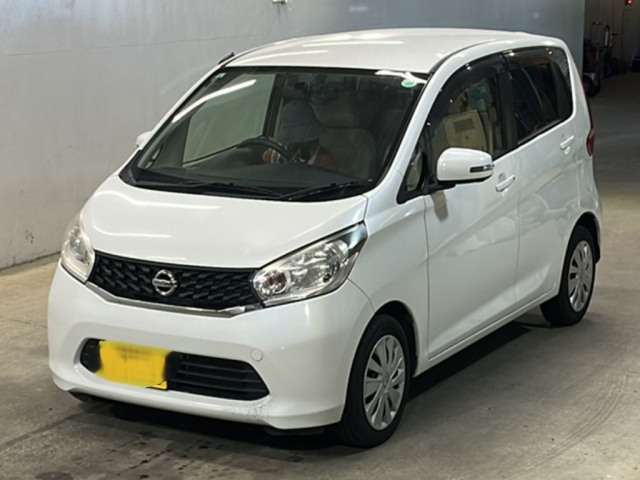 NISSAN DAYZ 2013