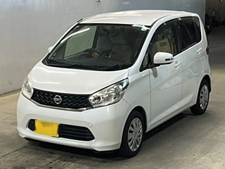 NISSAN DAYZ 2013